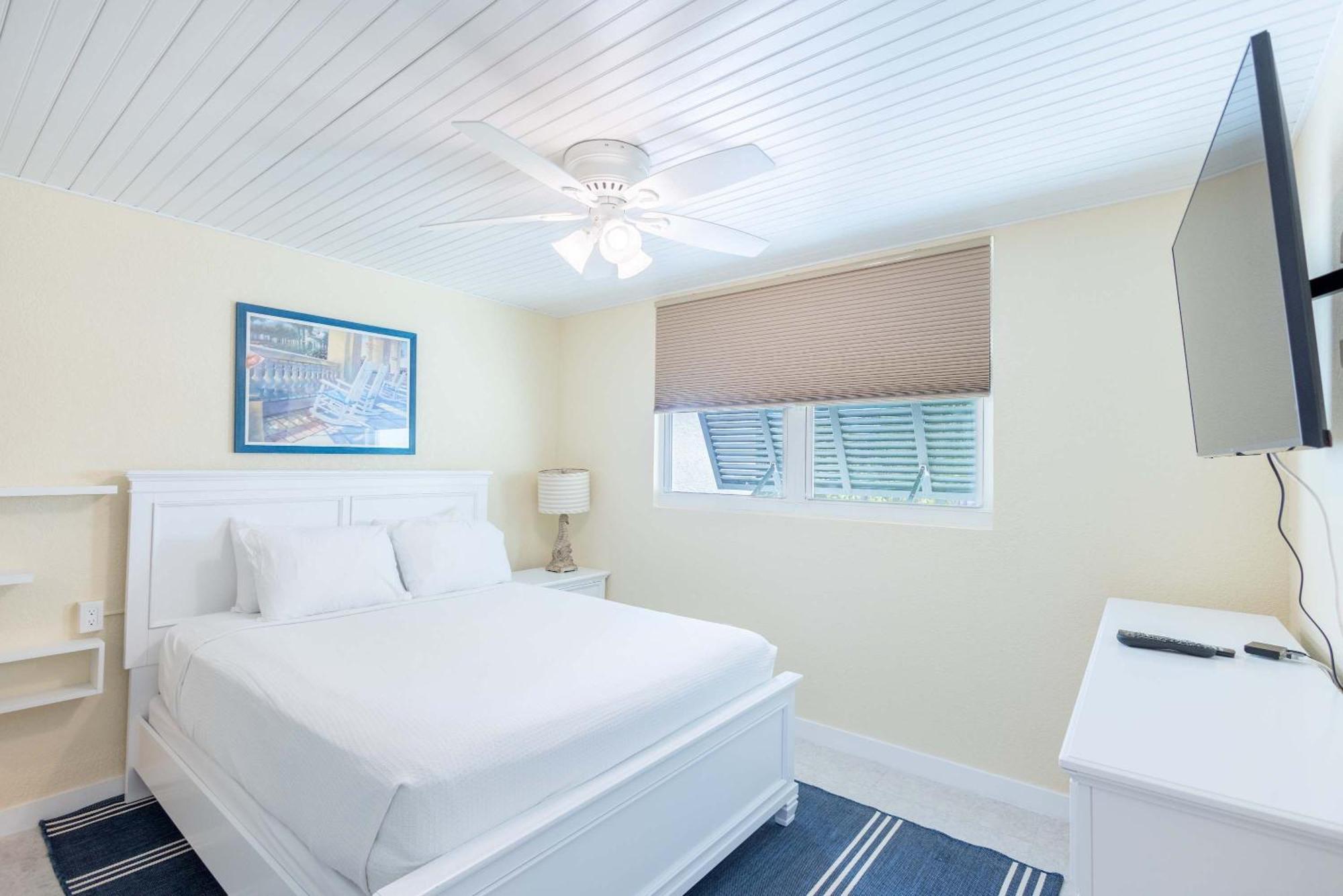 The Exuma Cay -Pool View & Parking Villa Key West Exterior photo